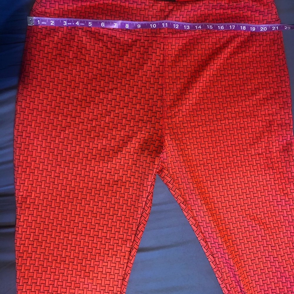 Ashley 3x capris orange and black